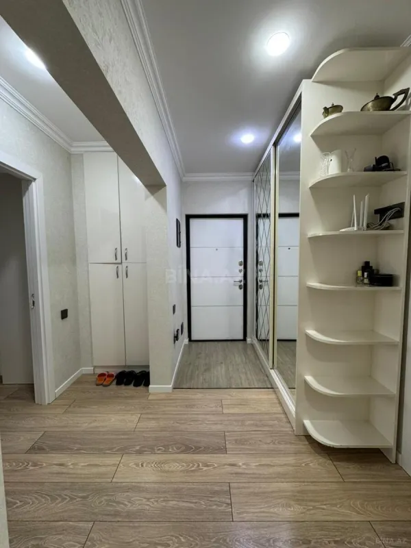 Satılır 3 otaqlı mənzil 70 m²