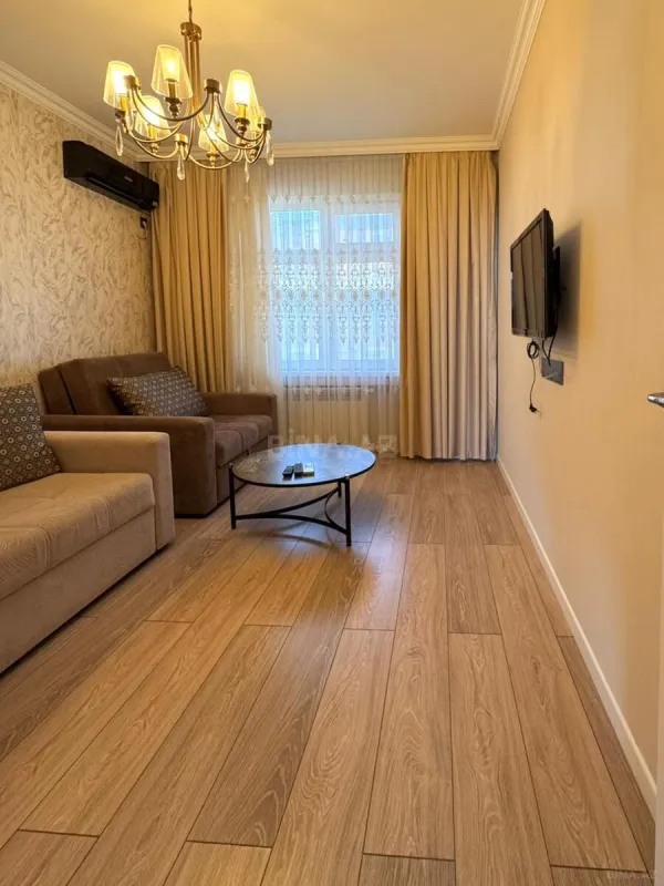 Satılır 3 otaqlı mənzil 70 m²