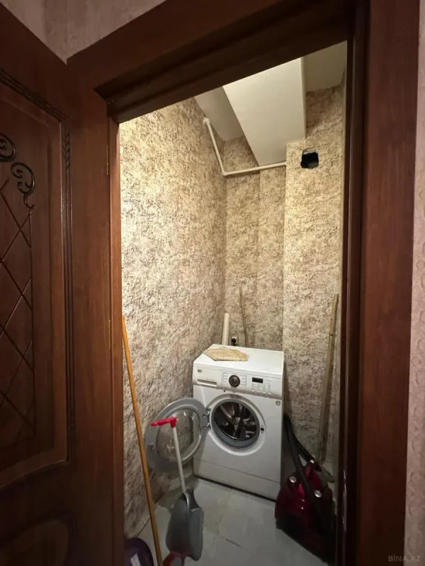 Satılır 2 otaqlı mənzil 87 m²