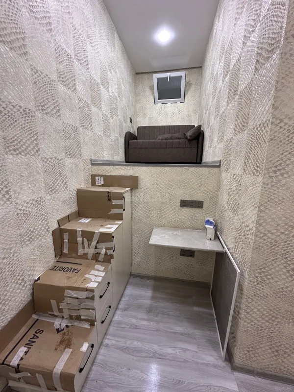 Kirayə verilir 1 otaqlı ofis 12 m²