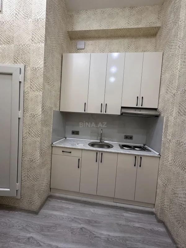 Kirayə verilir 1 otaqlı ofis 12 m²