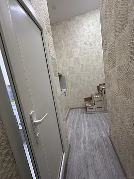 Kirayə verilir 1 otaqlı ofis 12 m²
