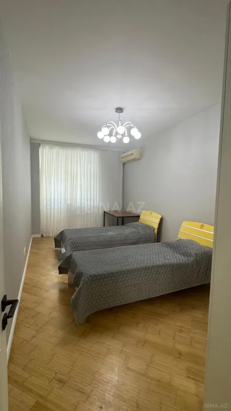 Kirayə verilir 3 otaqlı mənzil 120 m²