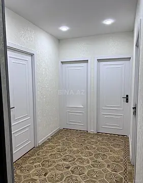 Satılır 4 otaqlı mənzil 100 m²