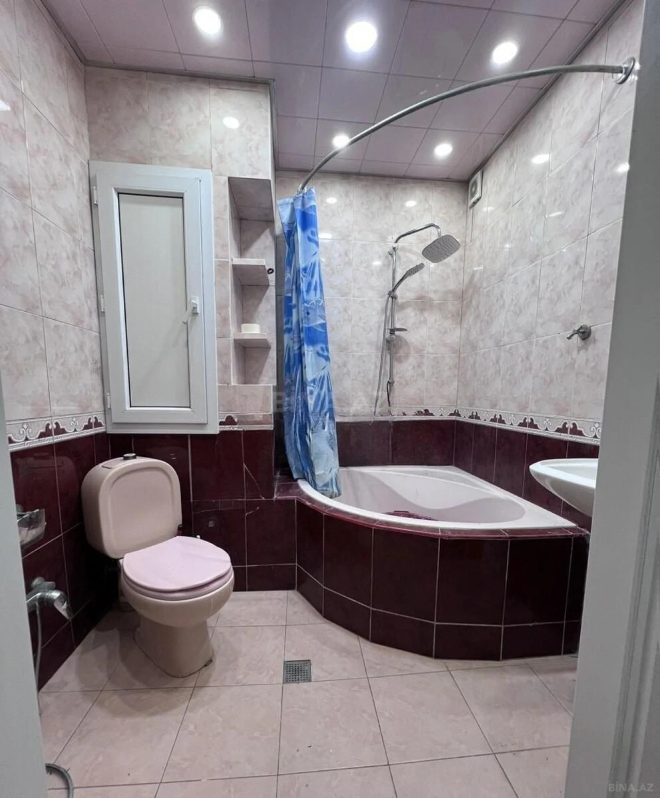 Satılır 4 otaqlı mənzil 100 m²