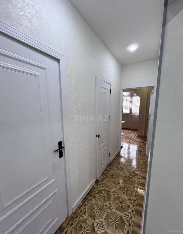 Satılır 4 otaqlı mənzil 100 m²