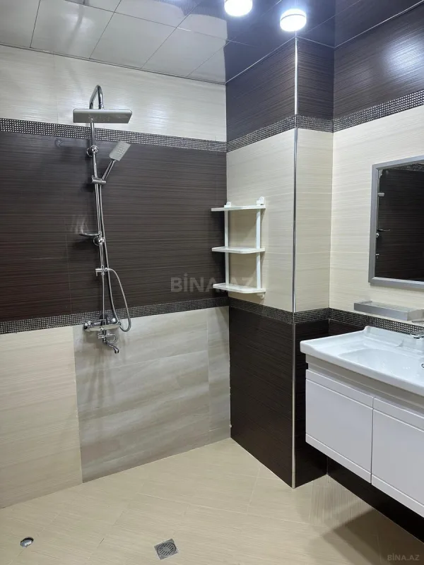 Satılır 2 otaqlı mənzil 95 m²