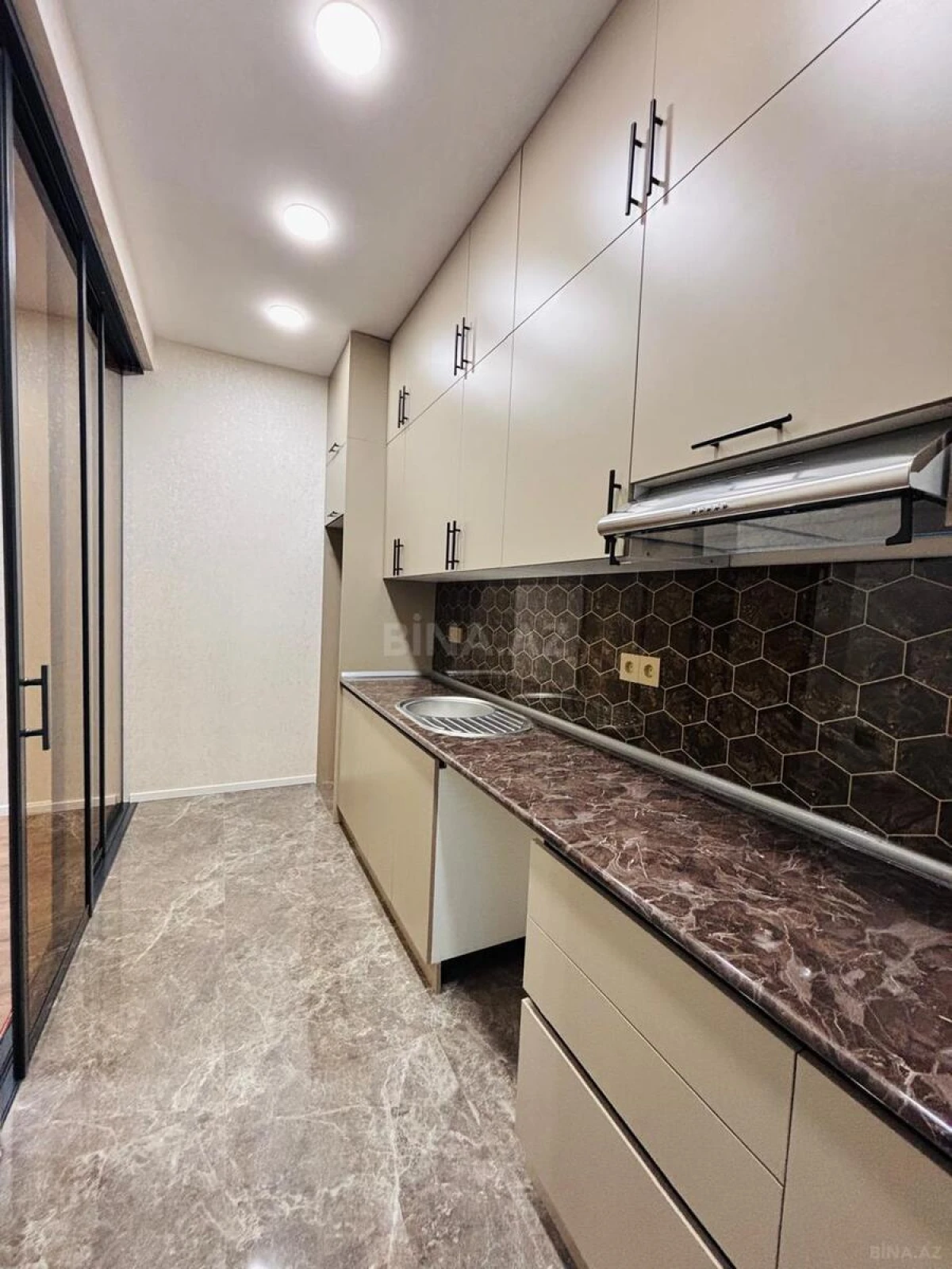 Satılır 3 otaqlı həyət evi 70 m²