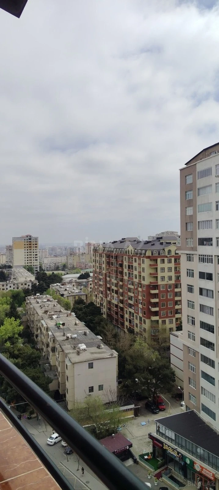 Satılır 2 otaqlı mənzil 61 m²