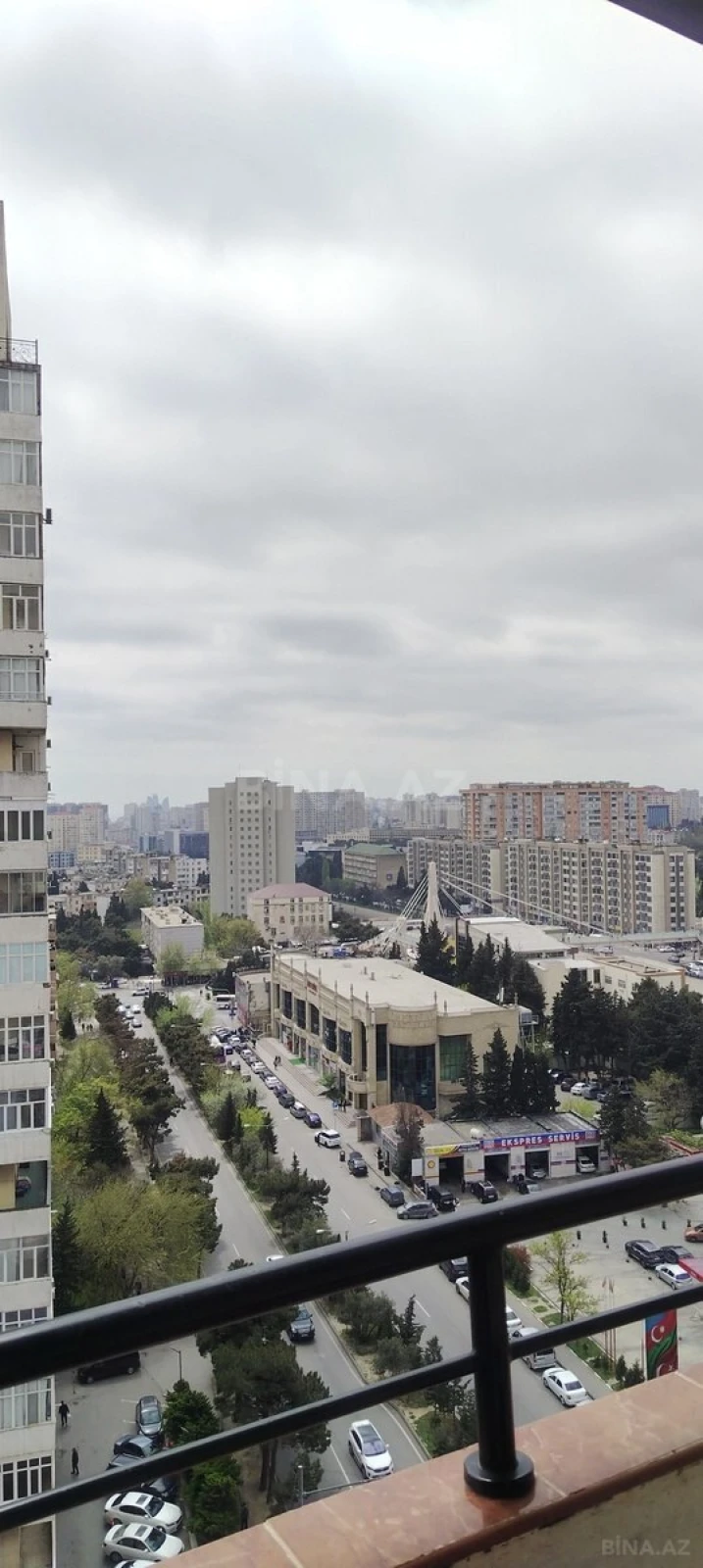 Satılır 2 otaqlı mənzil 61 m²