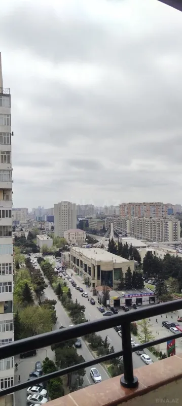 Satılır 2 otaqlı mənzil 61 m²