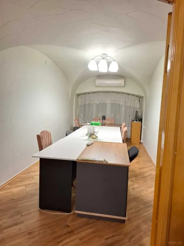 Kirayə verilir 3 otaqlı ofis 85 m²