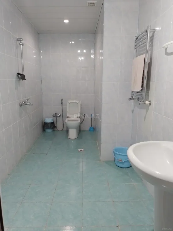 Satılır 3 otaqlı mənzil 130 m²