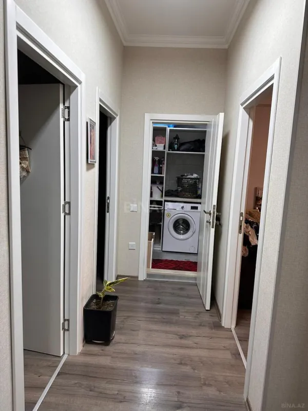 Satılır 3 otaqlı mənzil 107 m²