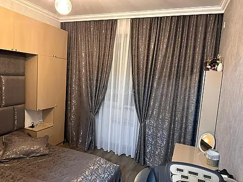 Satılır 3 otaqlı mənzil 107 m²