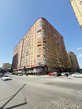 Satılır 3 otaqlı mənzil 127 m² — Bakı 3 otaq 127.00 m²