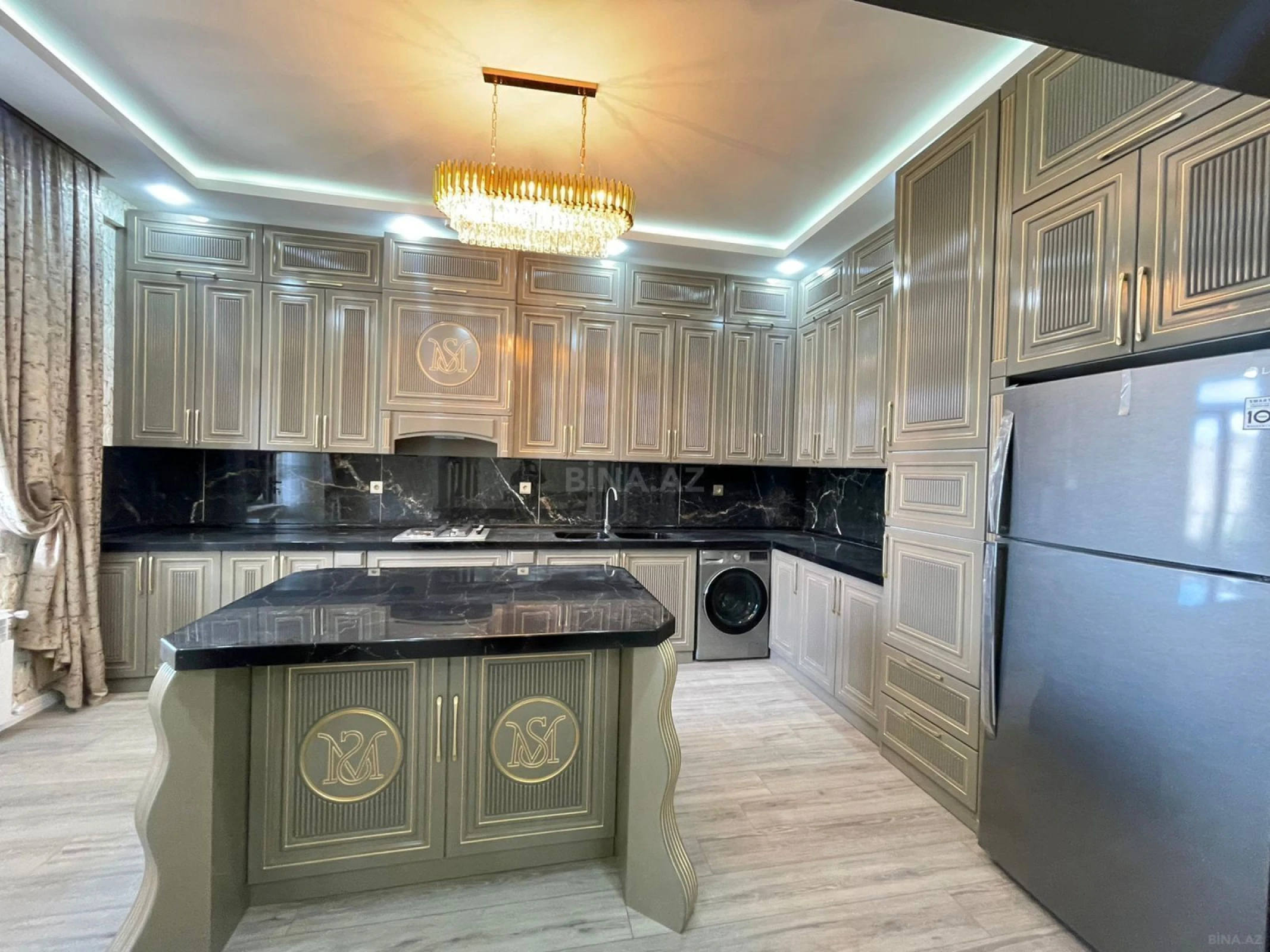 Kirayə verilir 2 otaqlı mənzil 90 m²