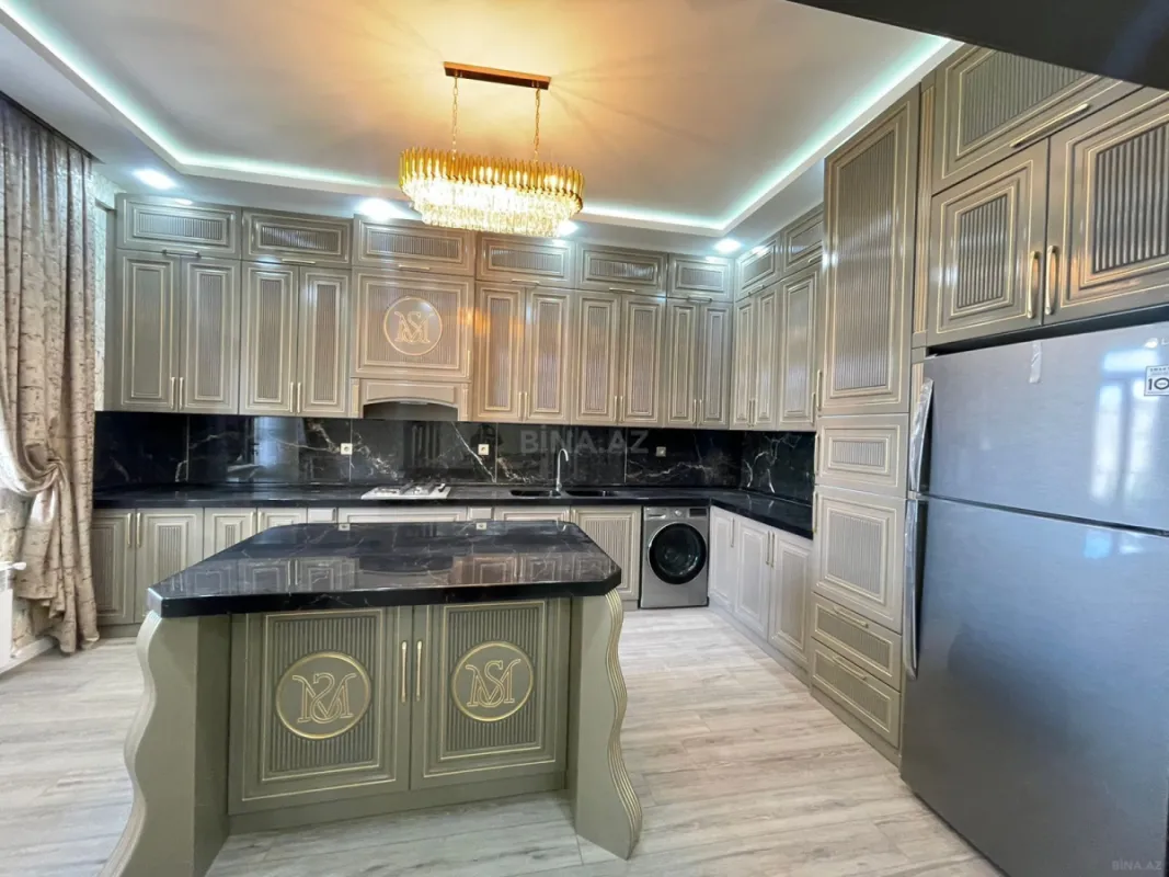 Kirayə verilir 2 otaqlı mənzil 90 m²