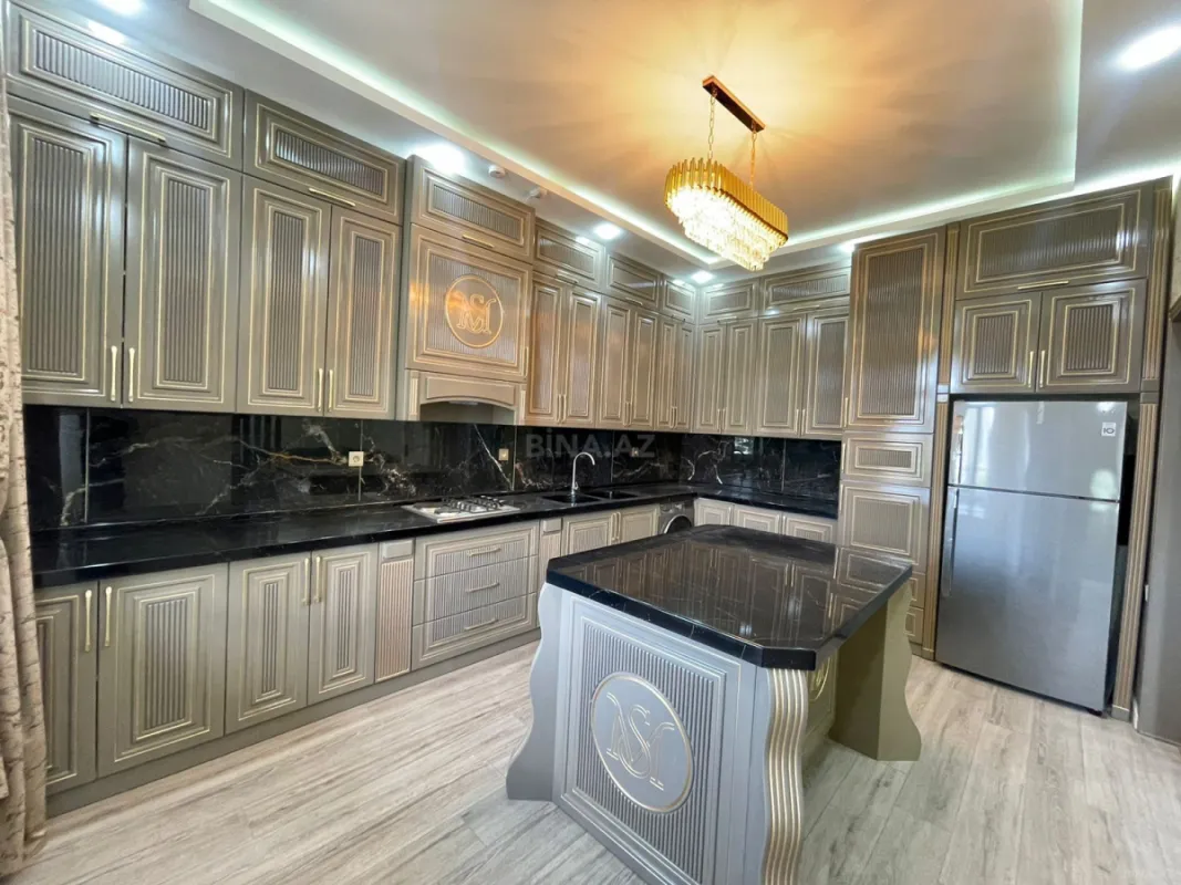 Kirayə verilir 2 otaqlı mənzil 90 m²
