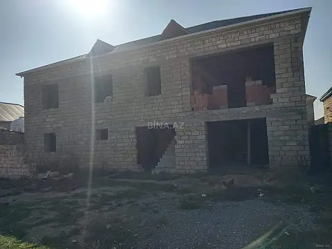 Satılır 8 otaqlı həyət evi 350 m²