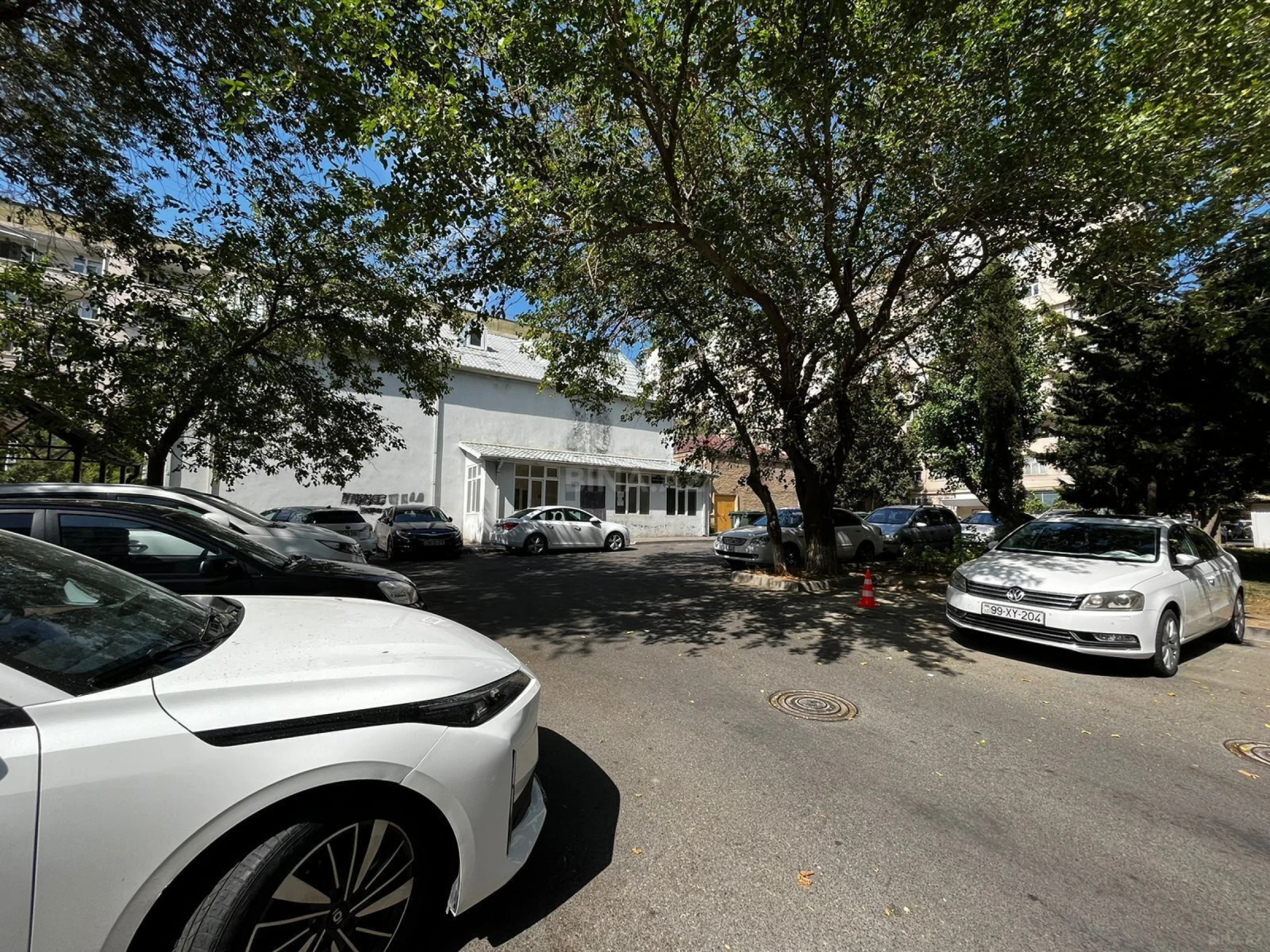Satılır 4 otaqlı mənzil 100 m²