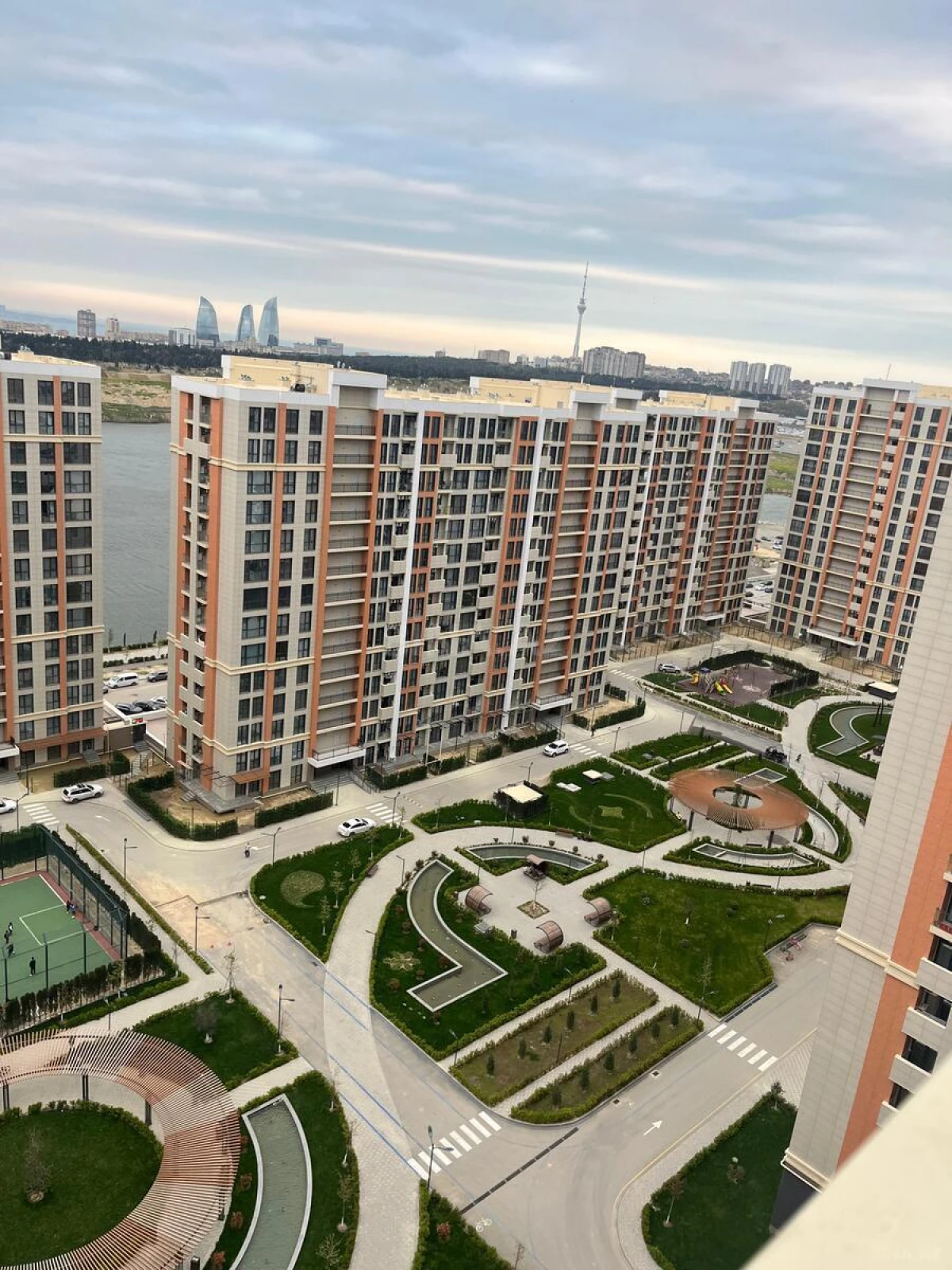 Satılır 3 otaqlı mənzil 72 m²