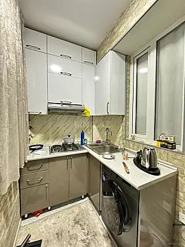 Satılır 2 otaqlı mənzil 45 m²