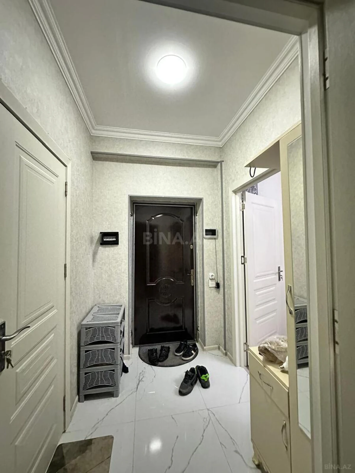 Satılır 2 otaqlı mənzil 45 m²