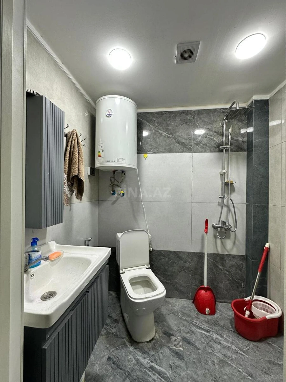 Satılır 2 otaqlı mənzil 45 m²