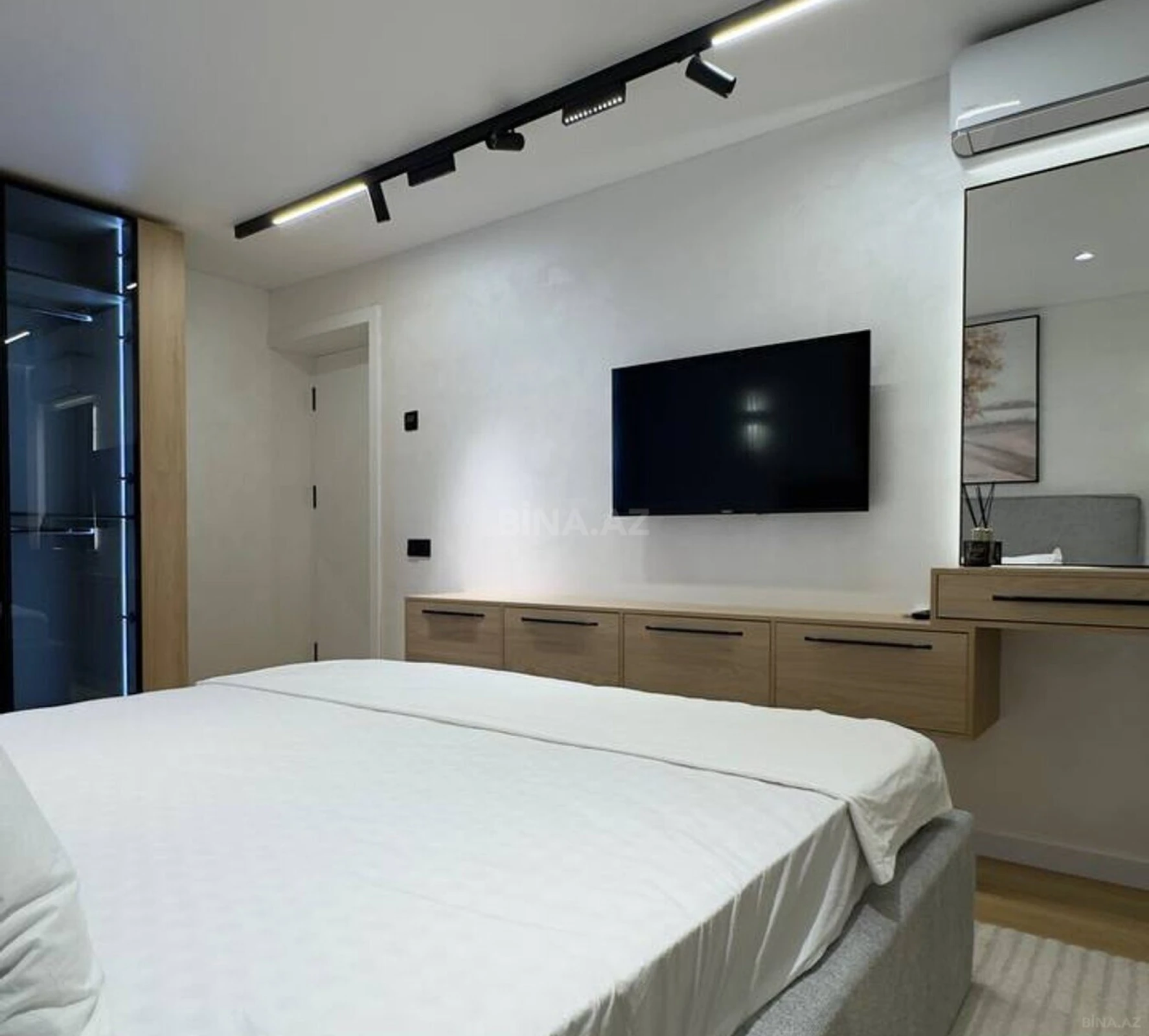 Kirayə verilir 3 otaqlı mənzil 115 m²