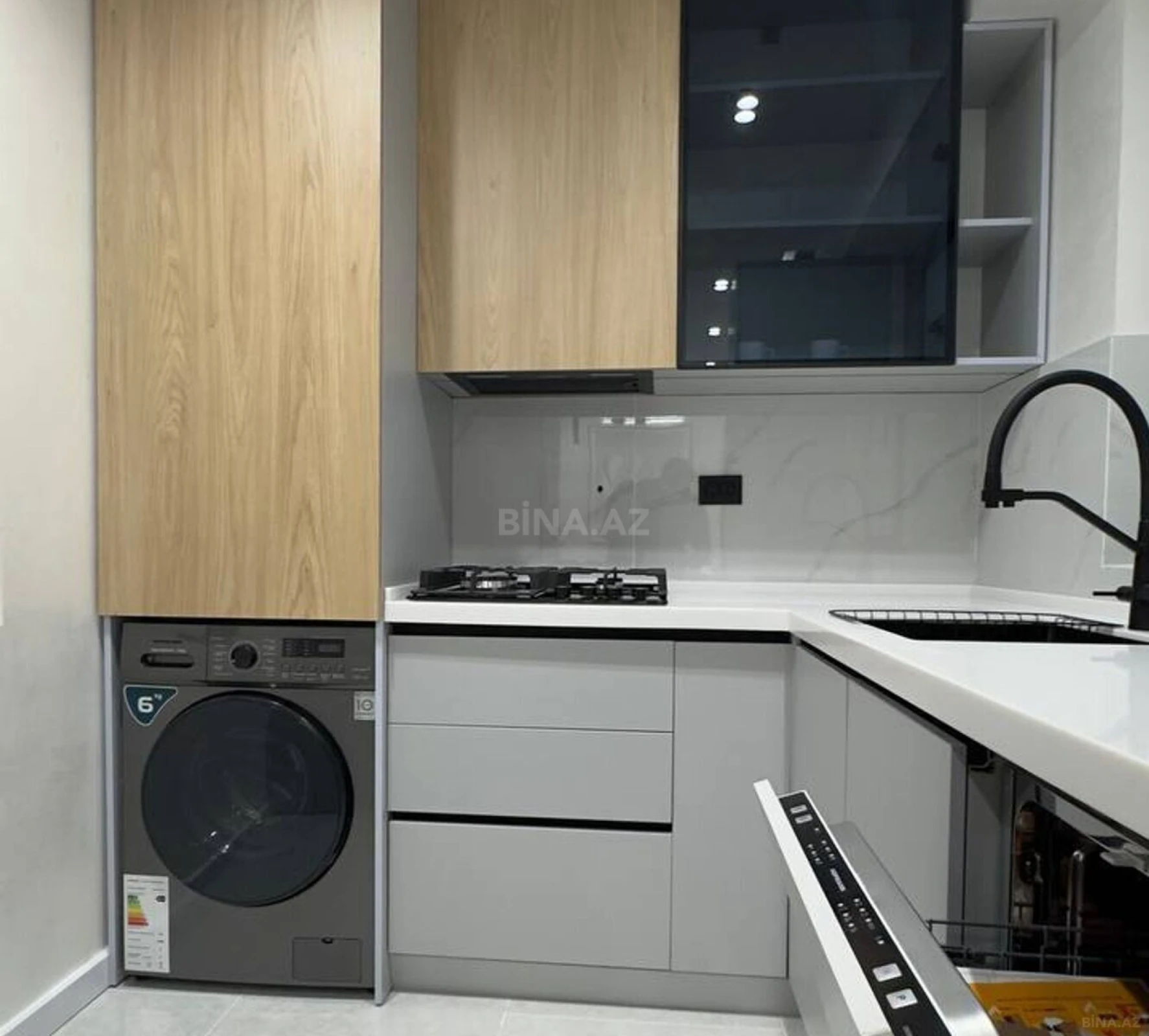 Kirayə verilir 3 otaqlı mənzil 115 m²