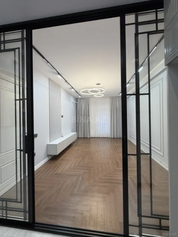 Satılır 3 otaqlı mənzil 96 m²