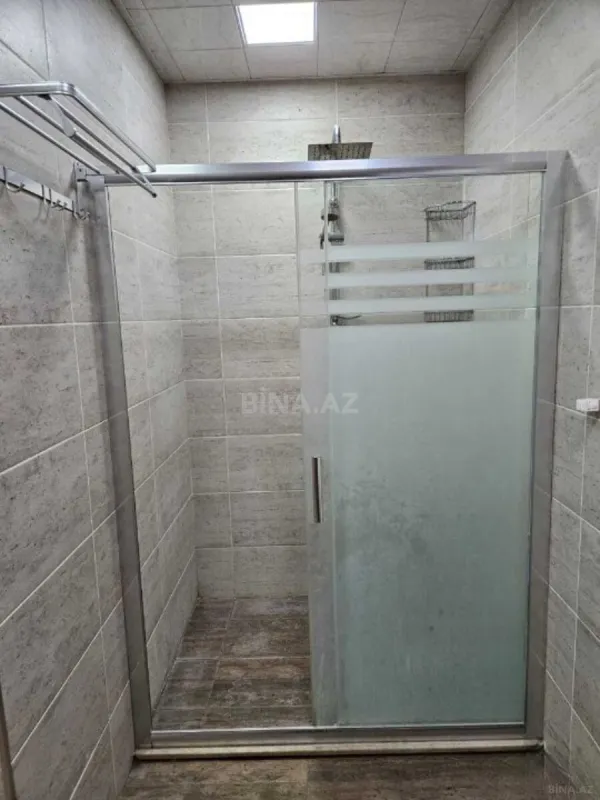 Kirayə verilir 2 otaqlı mənzil 90 m²
