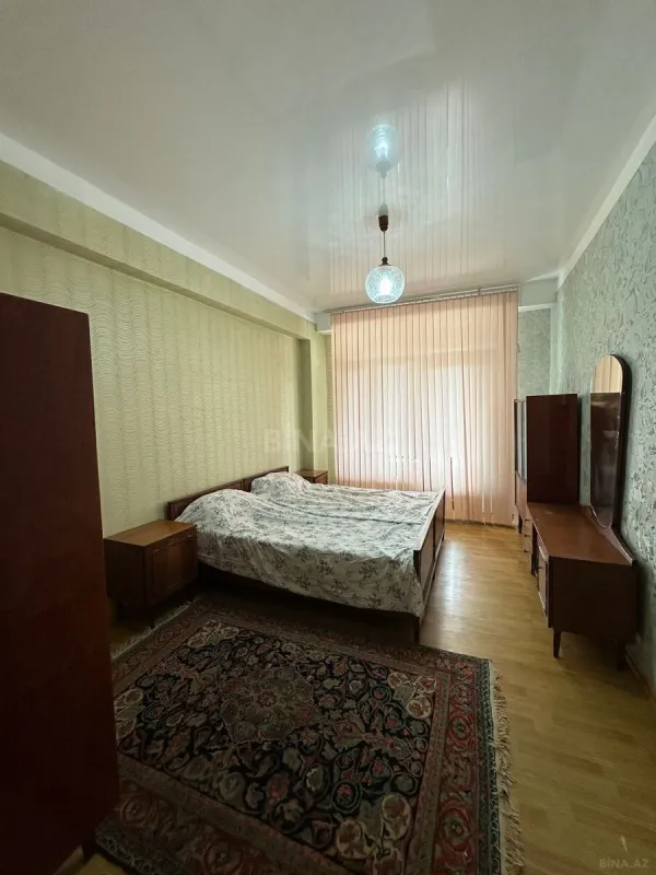 Kirayə verilir 3 otaqlı mənzil 110 m²