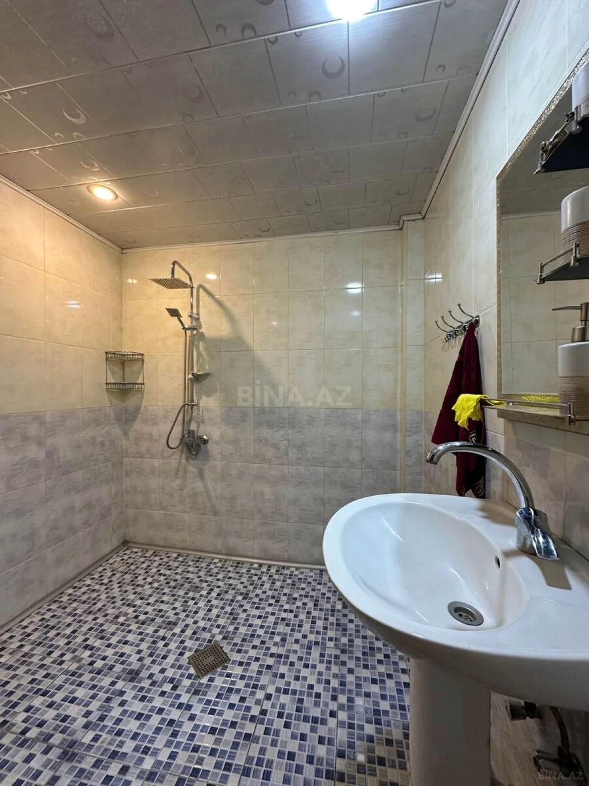 Kirayə verilir 3 otaqlı mənzil 110 m²