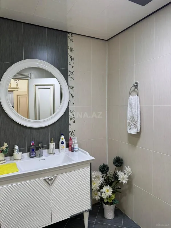 Satılır 2 otaqlı mənzil 63 m²
