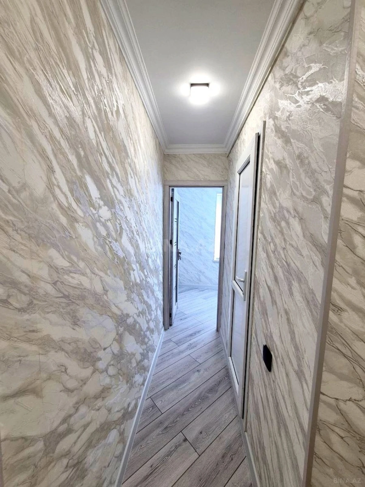 Satılır 2 otaqlı mənzil 55 m²