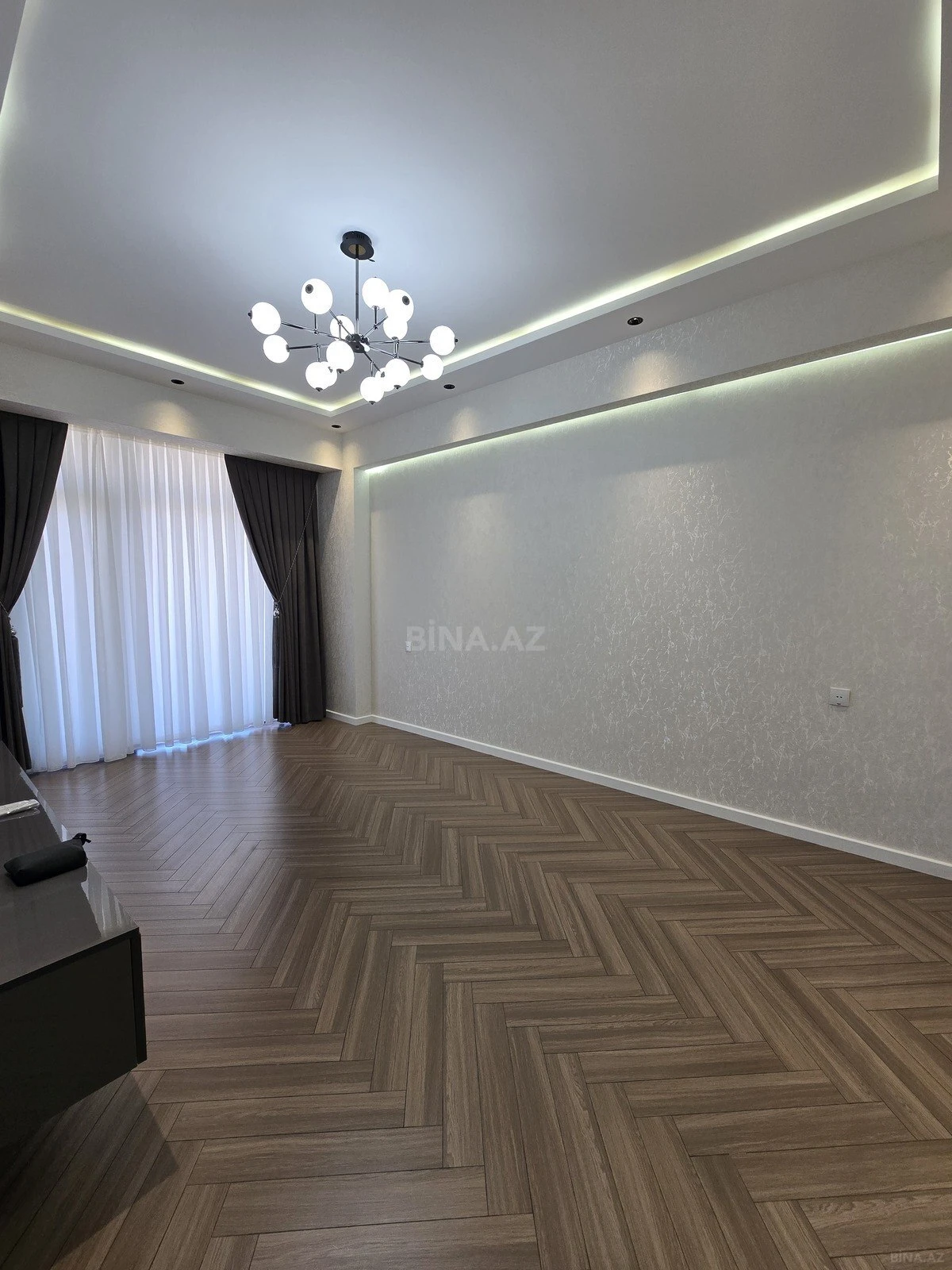 Satılır 2 otaqlı mənzil 65 m²