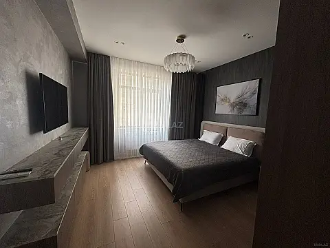Kirayə verilir 3 otaqlı mənzil 120 m²