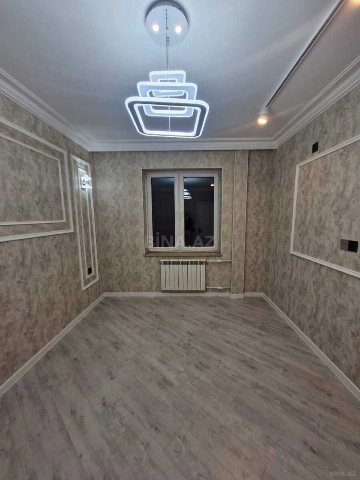 Satılır 4 otaqlı mənzil 80 m²