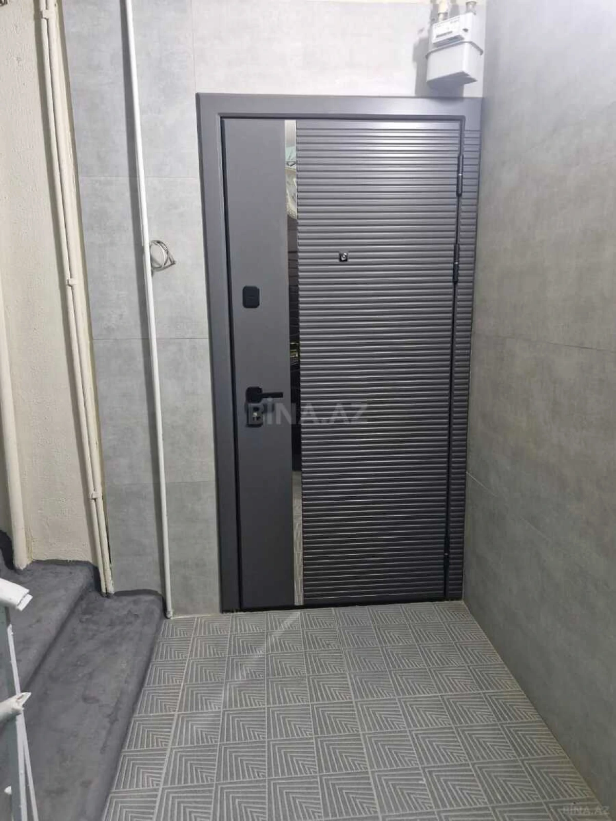 Satılır 4 otaqlı mənzil 80 m²
