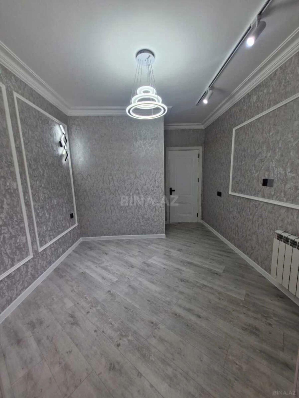 Satılır 4 otaqlı mənzil 80 m²