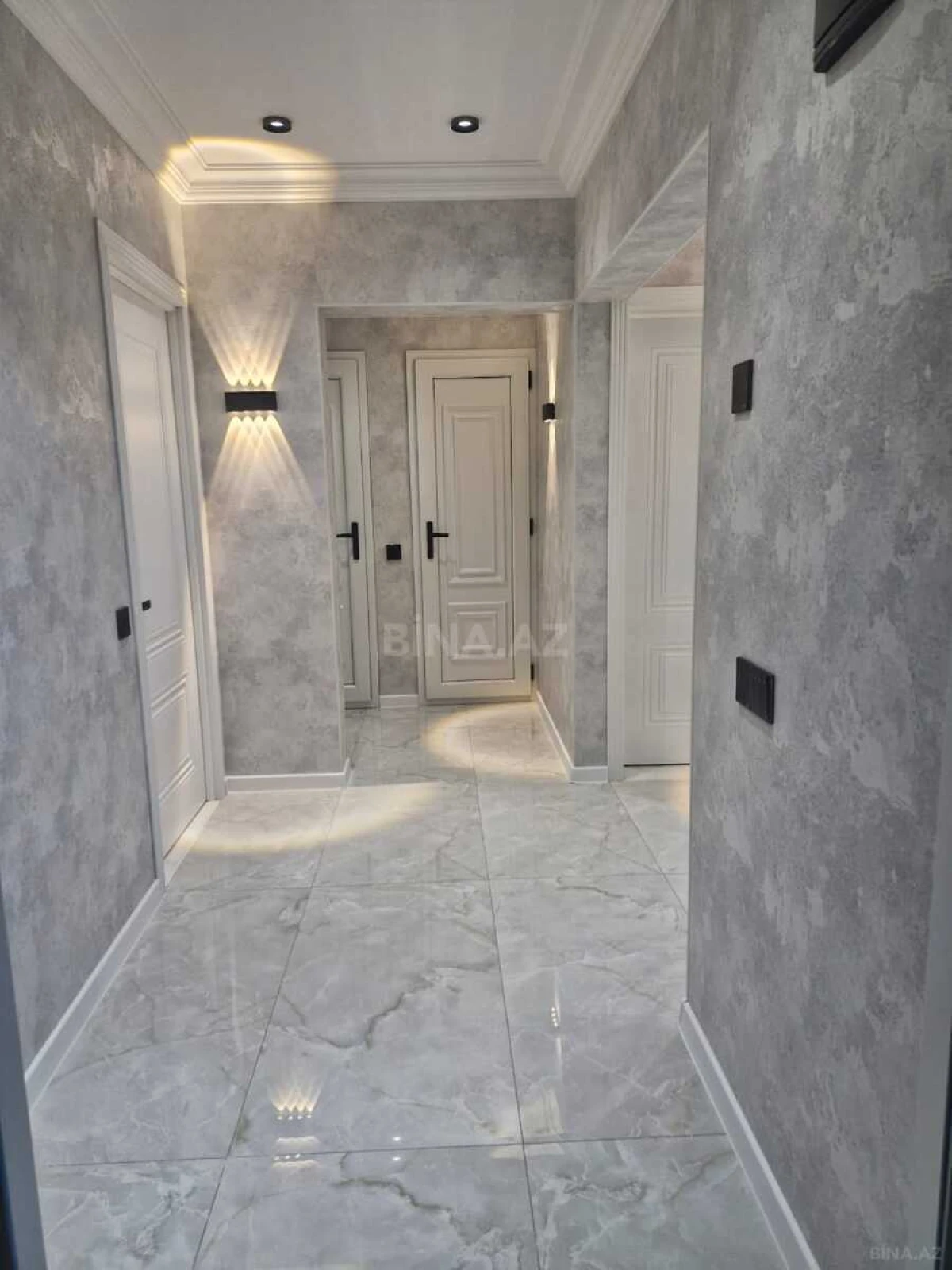 Satılır 4 otaqlı mənzil 80 m²