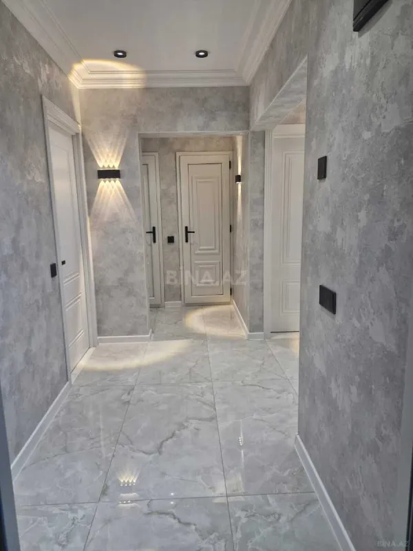 Satılır 4 otaqlı mənzil 80 m²