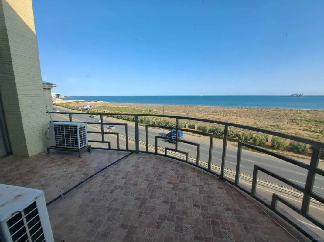 Kirayə verilir 6 otaqlı həyət evi 400 m²