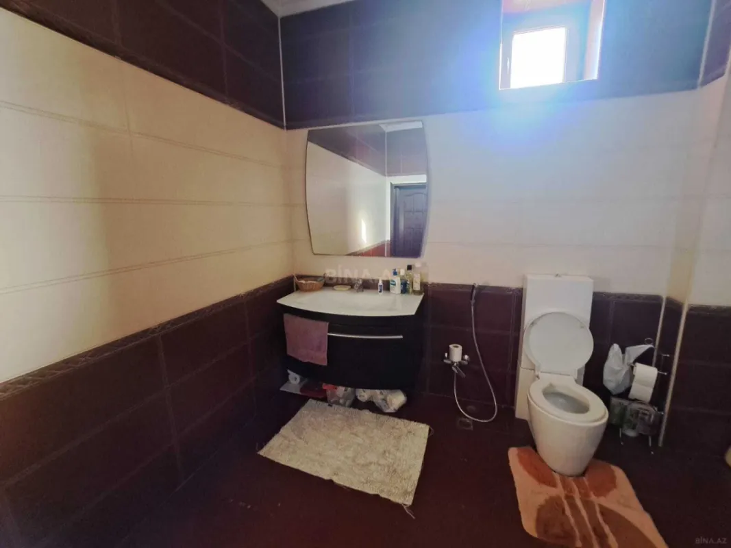 Kirayə verilir 6 otaqlı həyət evi 400 m²