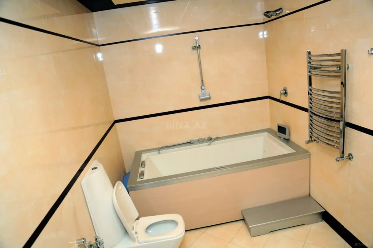 Kirayə verilir 4 otaqlı mənzil 235 m²