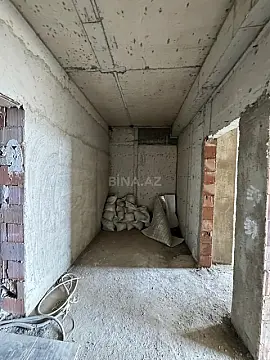 Satılır 2 otaqlı mənzil 83 m²