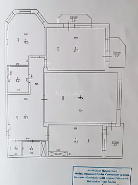 Satılır 3 otaqlı mənzil 138 m²