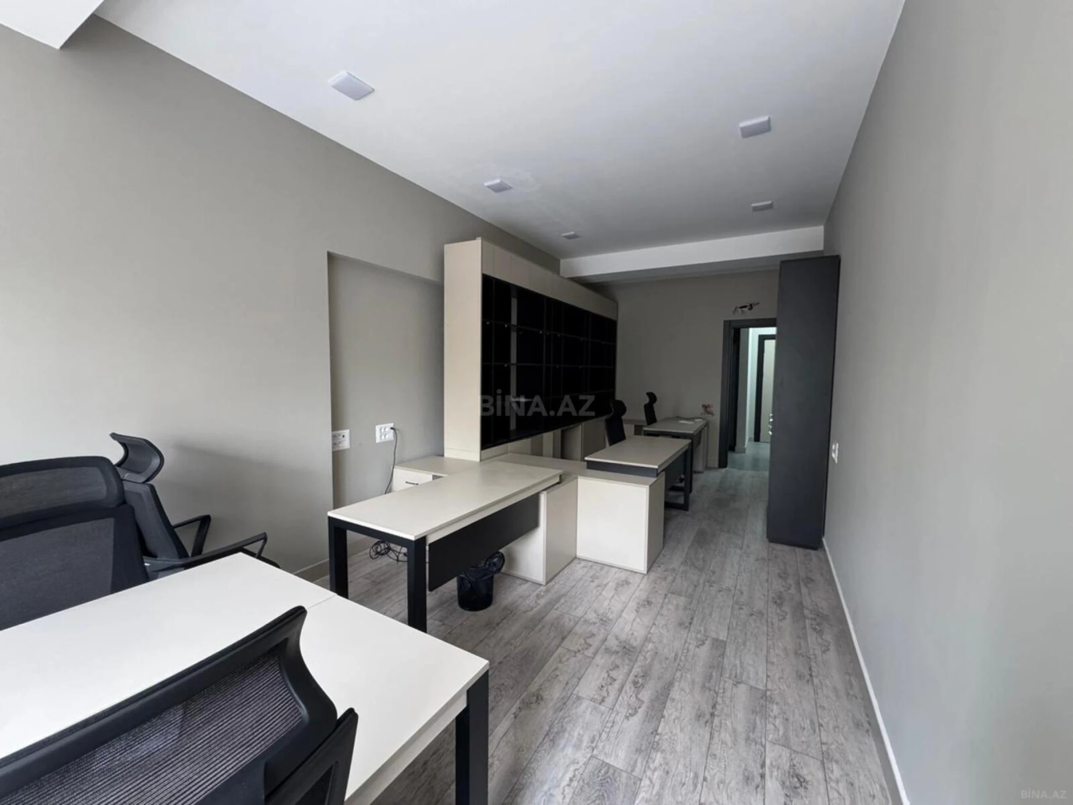 Kirayə verilir 3 otaqlı ofis 90 m²